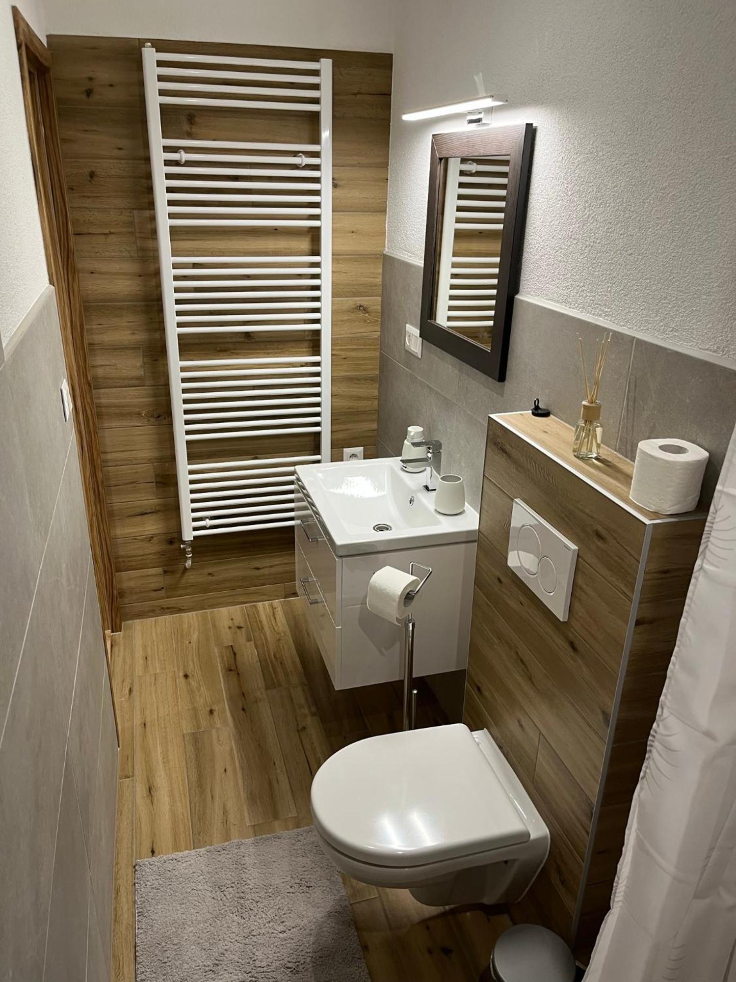 Liptovský Mikuláš A&A Apartmany מראה חיצוני תמונה