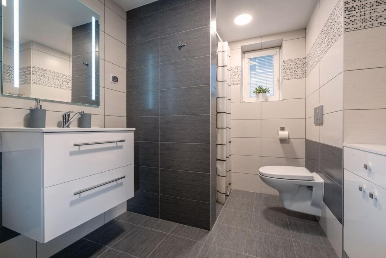 Liptovský Mikuláš A&A Apartmany מראה חיצוני תמונה